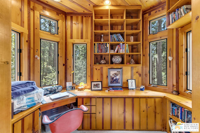 Image 45 of 70 For 25100 Indian Rock Road