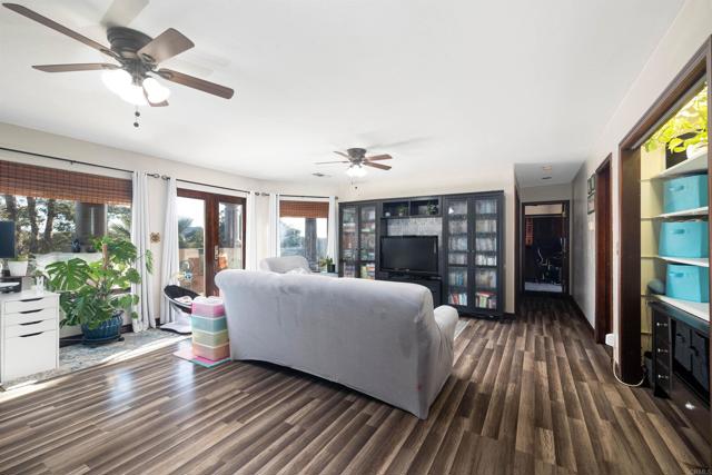 11671 Mesa Verde, Valley Center CA: https://media.crmls.org/mediaz/b75dc2ba-8778-423e-978e-82e4467f1c32.jpg