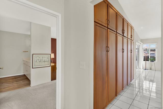 Image 23 of 50 For 17925 Avenida Cordillera