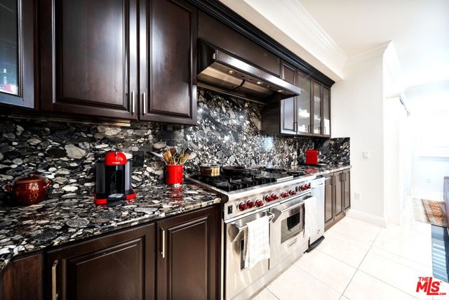 1043 S Kenmore Avenue, Los Angeles CA: https://media.crmls.org/mediaz/b75fc4b0-f704-47be-be57-2a8860407783.jpg