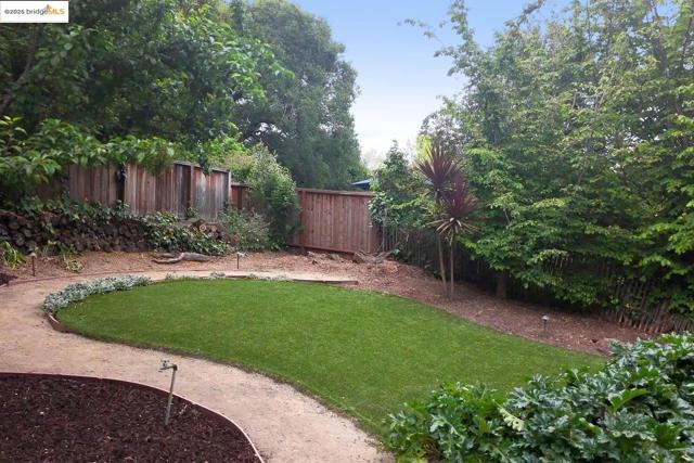 68 Fairview Ave., Piedmont CA: https://media.crmls.org/mediaz/b7609cf3-4bda-4cbc-a18e-08e5fd514f7d.jpg