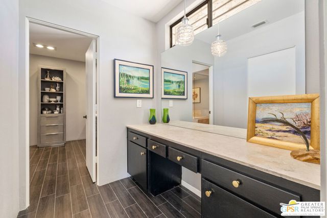 2130 S Toledo Avenue, Palm Springs CA: https://media.crmls.org/mediaz/b761326a-b714-4e97-96bc-72110dc99f17.jpg