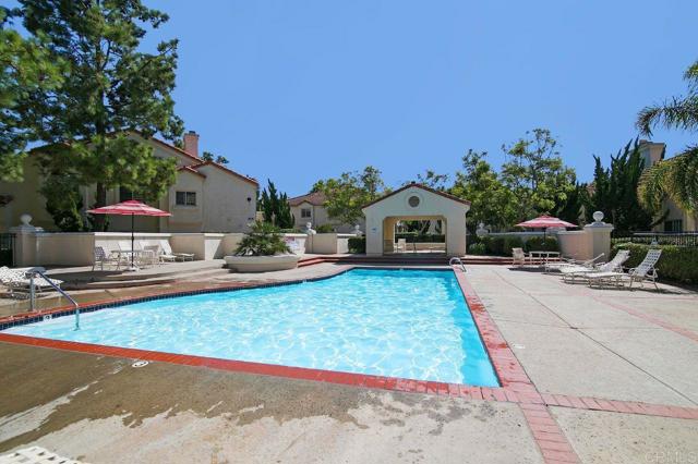 Detail Gallery Image 32 of 35 For 750 Breeze Hill Rd #110,  Vista,  CA 92081 - 2 Beds | 2/1 Baths