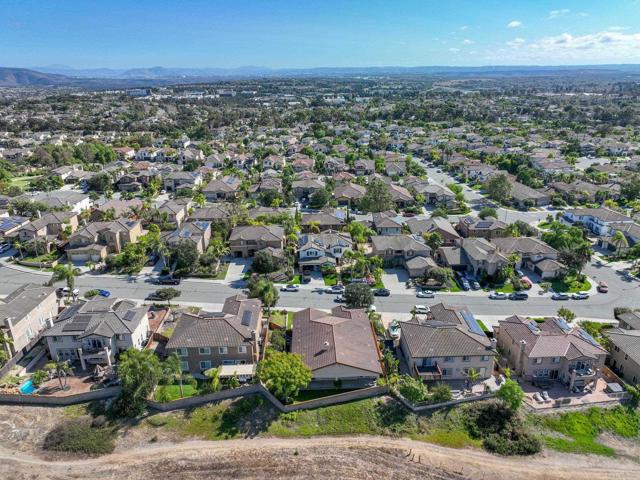 2547 N Trail Court, Chula Vista CA: https://media.crmls.org/mediaz/b762e15a-721f-490f-9cb7-dfc31dcd6cb7.jpg