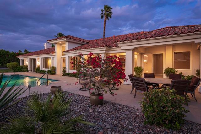 35010 Vista Del Ladero, Rancho Mirage CA: https://media.crmls.org/mediaz/b76301c0-1ca3-4f97-a251-8a68f00664fa.jpg