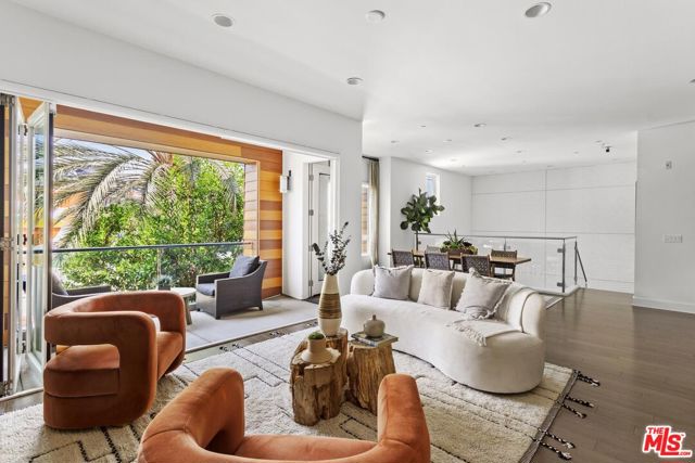 Image 5 of 41 For 12698 Sandhill Lane 1
