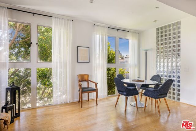 1933 Selby Avenue, Los Angeles CA: https://media.crmls.org/mediaz/b7645bec-749e-4377-b6fb-6750170fe7a6.jpg