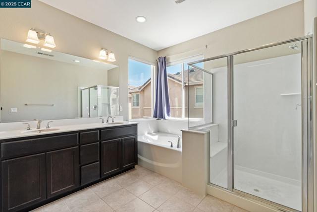 2436 Sienna Drive, Pittsburg CA: https://media.crmls.org/mediaz/b764b34b-d415-470c-a648-cf136aa9ea50.jpg