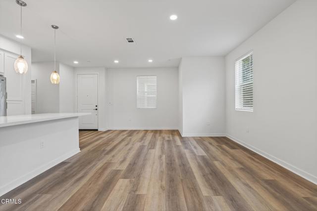 Detail Gallery Image 25 of 75 For 611 Winchester Dr, Oxnard,  CA 93036 - 3 Beds | 3/1 Baths