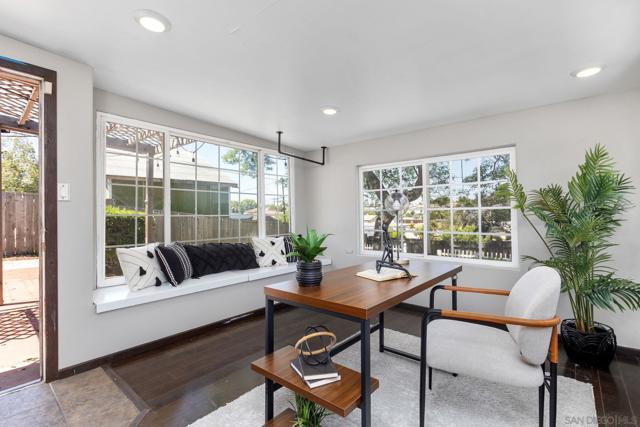 4050 Marian St, La Mesa CA: https://media.crmls.org/mediaz/b7654c30-630c-487f-9f63-b68861dfaa59.jpg