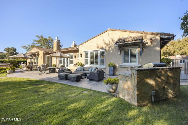 4988 Read Road, Moorpark CA: https://media.crmls.org/mediaz/b765caf1-2940-4c0d-9f8a-df8c60cd693d.jpg