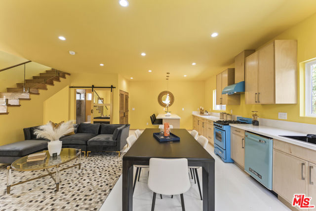 17660 Martha Street, Encino CA: https://media.crmls.org/mediaz/b7677f12-c3a7-4840-a2ec-1525e7f94ce1.jpg