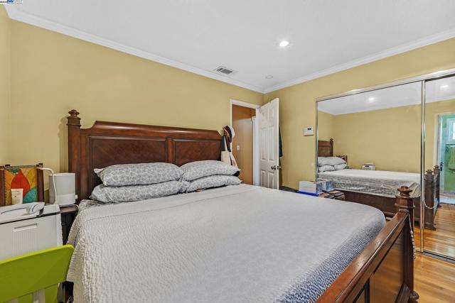 39672 Blacow Rd, Fremont CA: https://media.crmls.org/mediaz/b7686092-73dc-47c7-807b-9553eeb5f070.jpg
