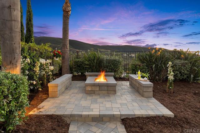 Detail Gallery Image 2 of 64 For 866 Windridge Cir, San Marcos,  CA 92078 - 4 Beds | 2 Baths