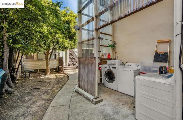 1827 Berkeley Way, Berkeley CA: https://media.crmls.org/mediaz/b76a5e46-d853-4616-8141-2f19e3fbe47b.jpg