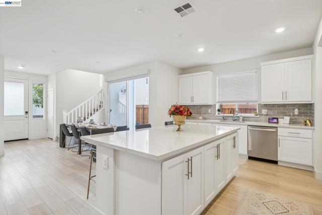 Image 9 of 59 For 37231 Sand Bar Place