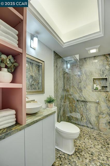3244 Terra Granada Dr, Walnut Creek CA: https://media.crmls.org/mediaz/b76fdac1-5855-43c0-bf6e-839818a4ecd6.jpg