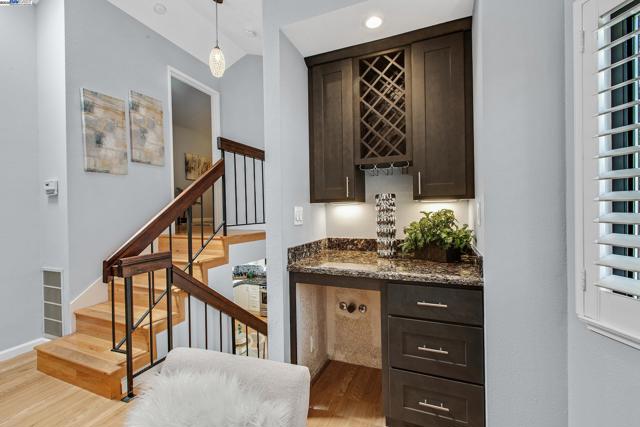 480 N Winchester Blvd, Santa Clara CA: https://media.crmls.org/mediaz/b76fdf62-55de-4546-8804-a2fd607cec9e.jpg