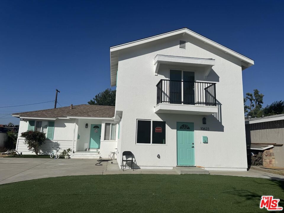 10623 Stanwin Avenue