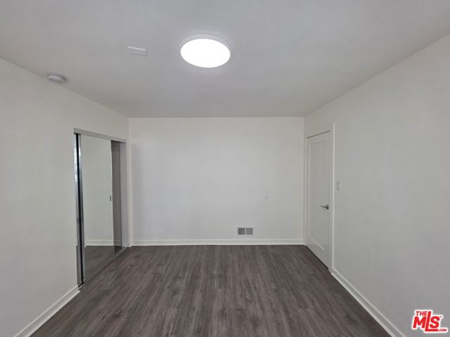 1635 S Beverly Glen Boulevard, Los Angeles CA: https://media.crmls.org/mediaz/b7703622-75e3-444b-bb42-b62cba0433d1.jpg