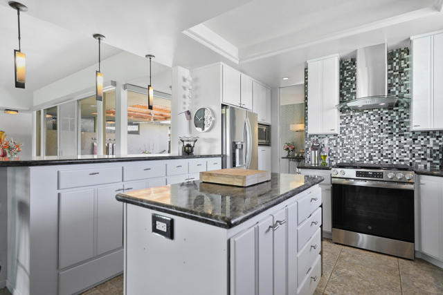 Image 11 of 44 For 72351 Willow Street 1309