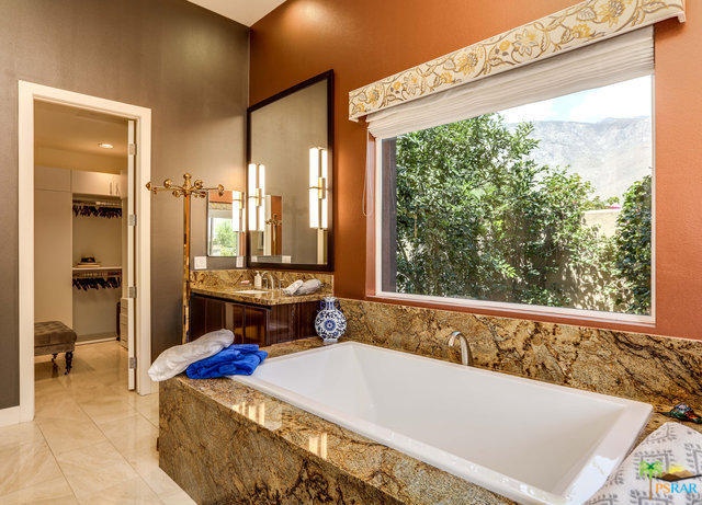 3150 Cody Court, Palm Springs, CA 92264