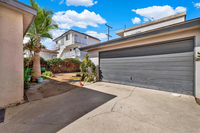 Main House - 2-Car Garage