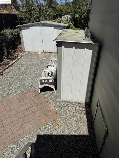 137 Zartop, Oakley CA: https://media.crmls.org/mediaz/b771a16e-d71c-4d1a-9c78-20d57ddbd5c7.jpg