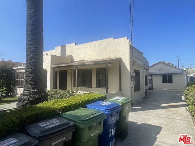 1185 N Normandie Avenue, Los Angeles CA: https://media.crmls.org/mediaz/b771e780-5ba7-4989-84ba-3ac34a3ff74d.jpg