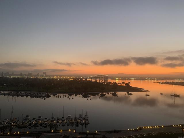 1770 Avenida del Mundo, Coronado CA: https://media.crmls.org/mediaz/b771f53b-27d0-429f-abee-e138bb54b515.jpg