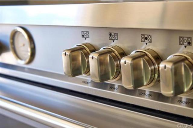 Detail Gallery Image 7 of 27 For 3905 Haines, San Diego,  CA 92109 - – Beds | – Baths