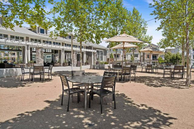 4440 Pine Mountain Way, Dublin CA: https://media.crmls.org/mediaz/b774b832-0ea2-472c-8ab0-136dcff46799.jpg