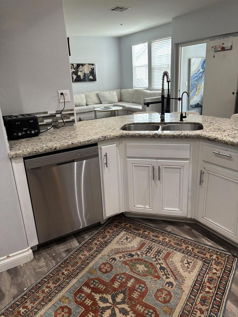 16934 Laurel Hill Ln - photo 12