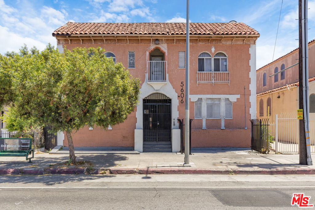 Multifamily at 5606 S Figueroa Street