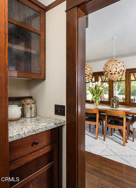 Detail Gallery Image 17 of 60 For 1361 Ridge Way, Pasadena,  CA 91106 - 5 Beds | 4/2 Baths