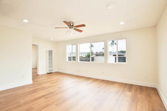 812 West St, San Diego CA: https://media.crmls.org/mediaz/b7786552-9dd4-47a4-988a-8cb2403df43f.jpg