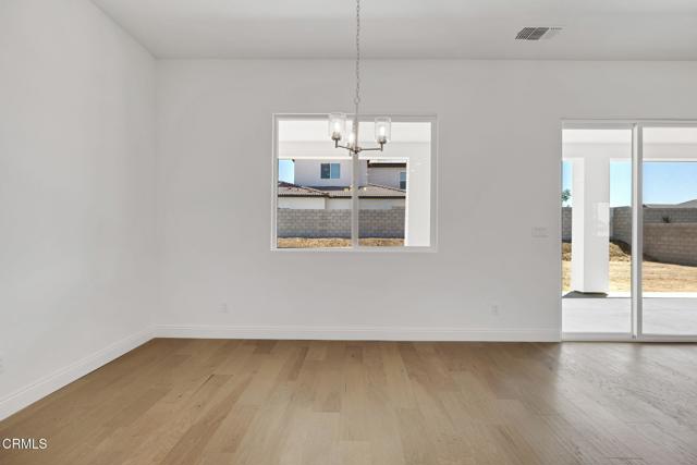8707 Kenwick Street, Bakersfield CA: https://media.crmls.org/mediaz/b77afb1d-d767-4ed1-93af-575c1291a248.jpg