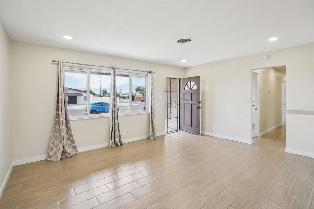 MLS #219131082DA img 14