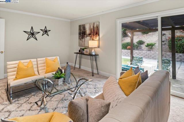 25631 Paul Ct, Hayward CA: https://media.crmls.org/mediaz/b77beedd-4b80-417c-81e8-89edcf4da756.jpg