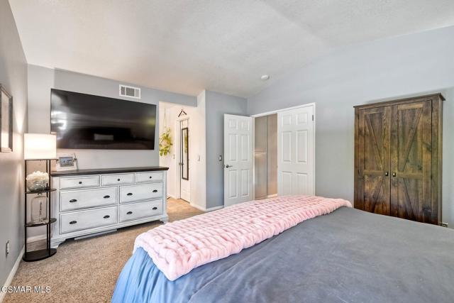 4517 Big Sur Street, Oceanside CA: https://media.crmls.org/mediaz/b77d4303-1e06-496e-8917-baaff357e98e.jpg