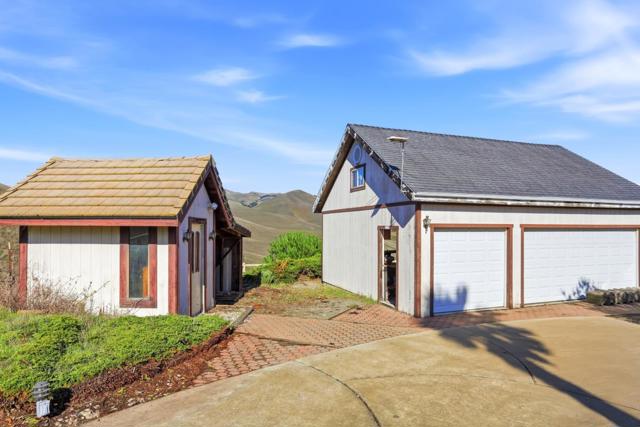 9019 Doubletree Lane,  CA: https://media.crmls.org/mediaz/b77ebb75-86bb-4fde-8357-a3393c5beb79.jpg