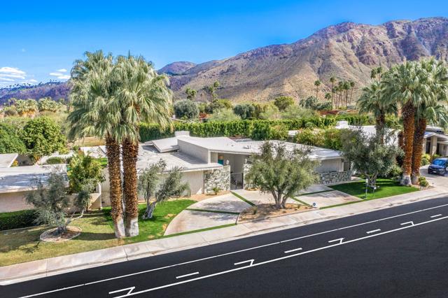 2232 S Toledo Avenue, Palm Springs, CA 92264