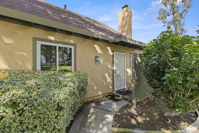 Detail Gallery Image 6 of 48 For 10573 Caminito Flores, San Diego,  CA 92126 - 3 Beds | 2 Baths