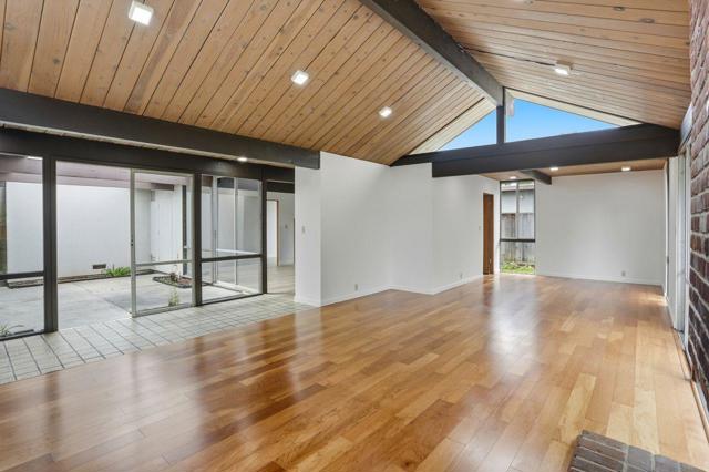 827 Cumberland Drive, Sunnyvale CA: https://media.crmls.org/mediaz/b7816f18-7dbe-4e7c-8e0a-0004de14d6ab.jpg