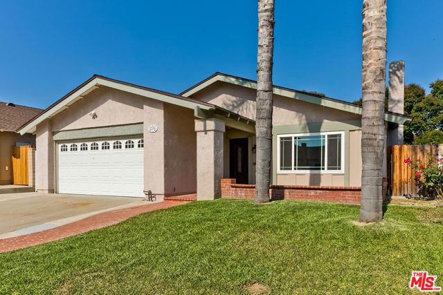 2286 Goddard Avenue, Simi Valley CA: https://media.crmls.org/mediaz/b7834779-06f1-4916-aa66-b5031a787f65.jpg