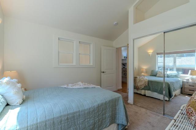 647 Canyon Drive, Pacifica CA: https://media.crmls.org/mediaz/b78386fa-0238-468c-beb9-224ea7ca850e.jpg