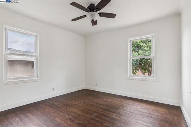 568 Jennings Ave, Vallejo CA: https://media.crmls.org/mediaz/b784637e-097b-47a5-a6c4-23cf1746f738.jpg