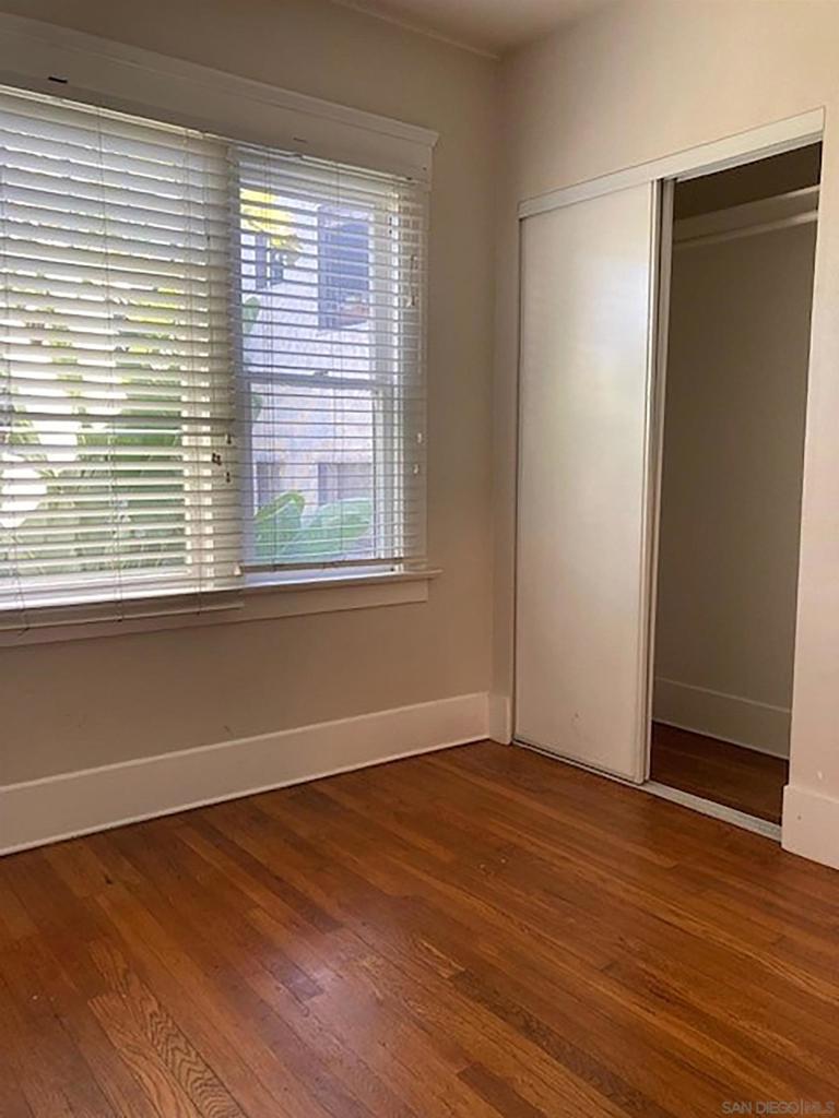 3042 Broadway - photo 17