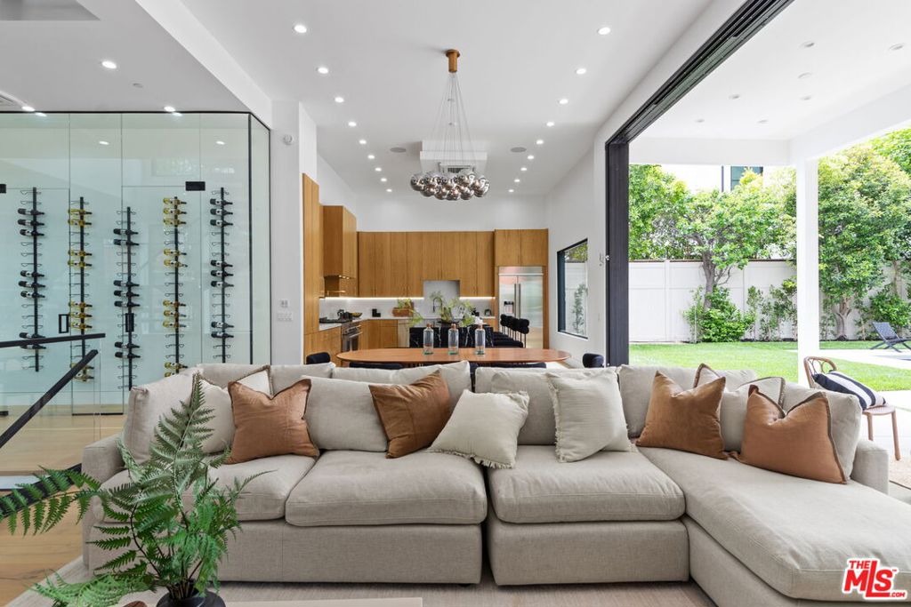 MLS #25615869 image #8