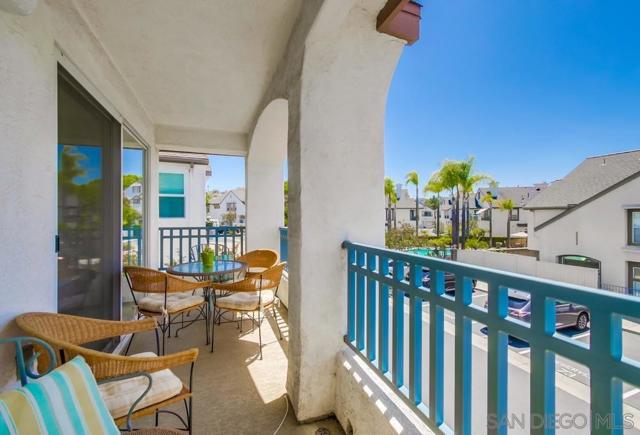 11952 Cypress Canyon Rd, San Diego CA: https://media.crmls.org/mediaz/b786efee-d1d6-43b6-a8ea-cd9360f6e973.jpg